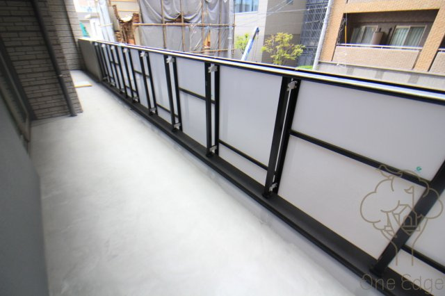 Fujiman南森町のバルコニー
