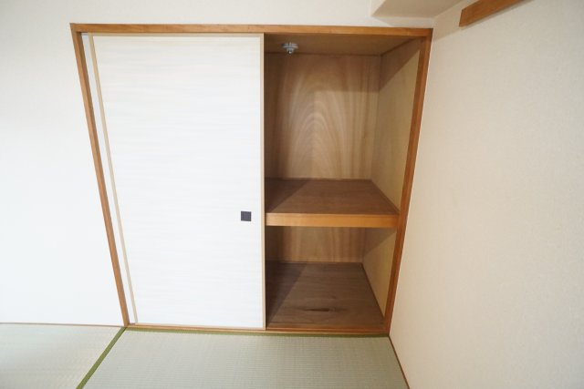 グランドゥール逆瀬川の収納