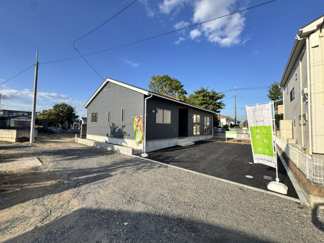 クレイドルガーデン前橋市駒形町第9　1号棟（平屋）の駐車場|駐車場は２台以上駐車可能です！