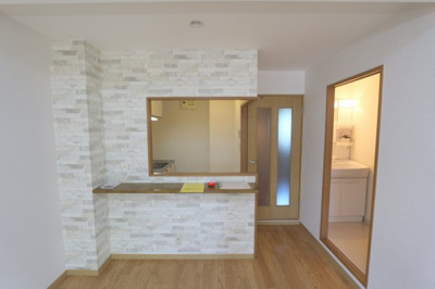 【内装】 | サンライズフレア | ※同タイプの写真となり、実際のお部屋とは異なる場合があります