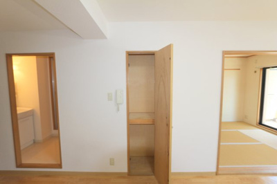 【内装】 | サンライズフレア | ※同タイプの写真となり、実際のお部屋とは異なる場合があります