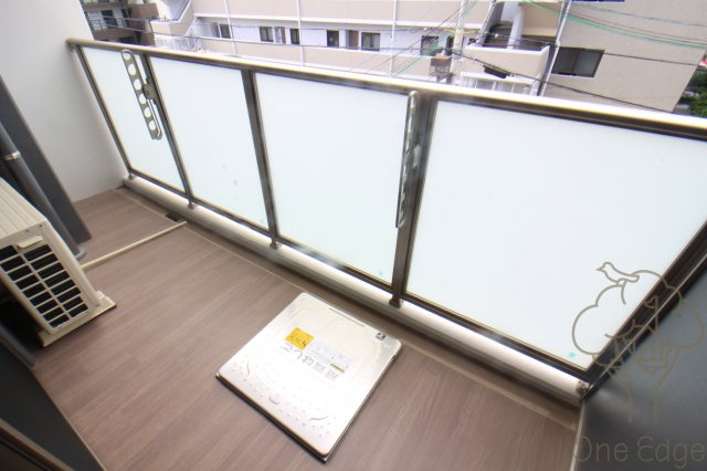 BRIGHT CUBEのバルコニー