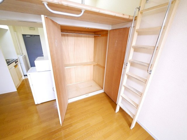 レオパレスカサの収納|収納があります