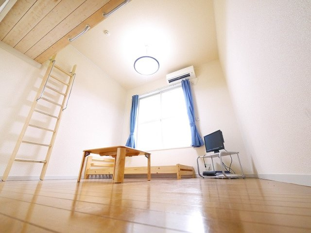 レオパレスカサ