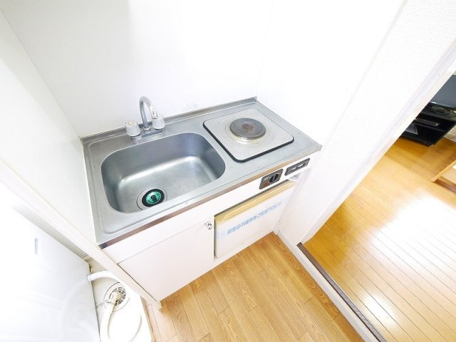 レオパレスカサのキッチン|キッチンでお料理をお楽しみください