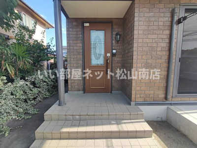 【エントランス】 | シャトレー･マルタ