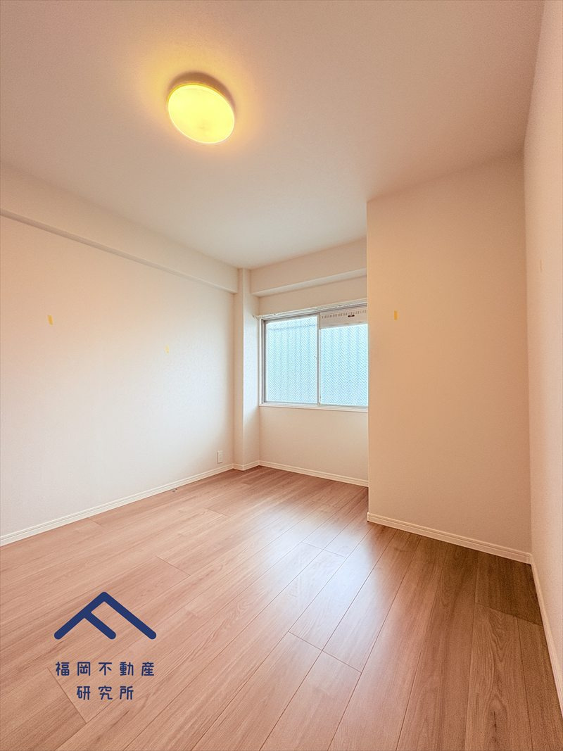 日商岩井福陵マンションの洋室