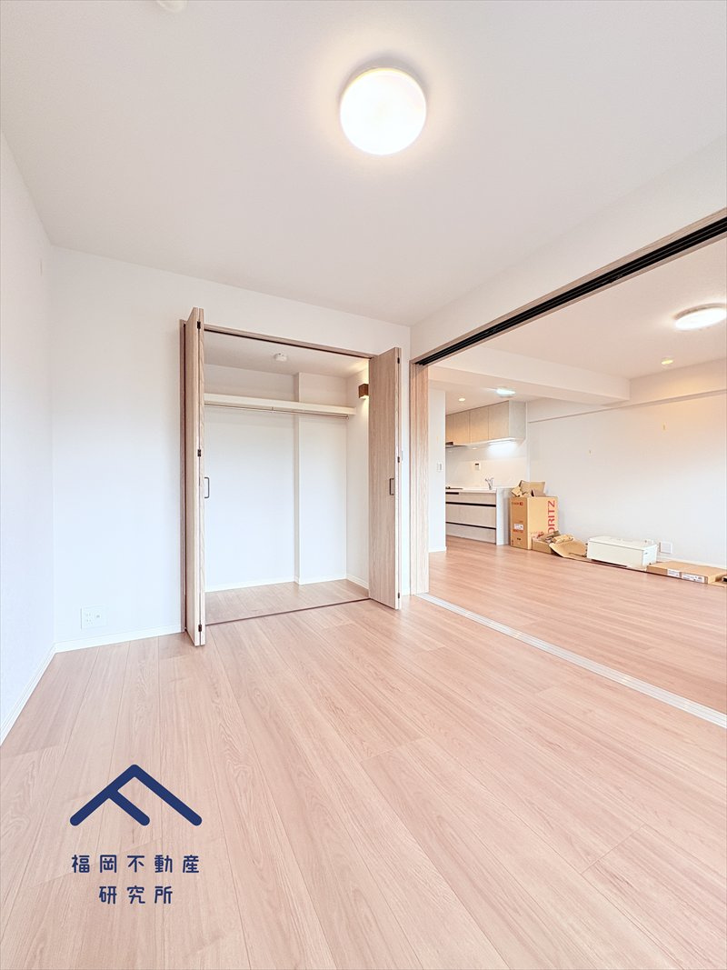 日商岩井福陵マンションの洋室