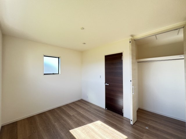 橿原市曽我町７期の洋室|洋室6帖　クローゼット付き