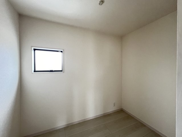 橿原市曽我町７期の洋室|ストレージルーム4.96m2
