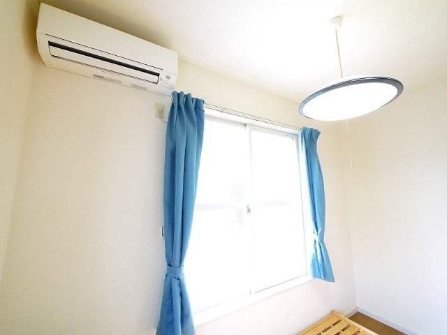 レオパレスカサの居間・リビング