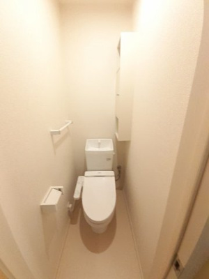 【トイレ】 | ピュアハイツ・優 | コンパクトで使いやすいトイレです