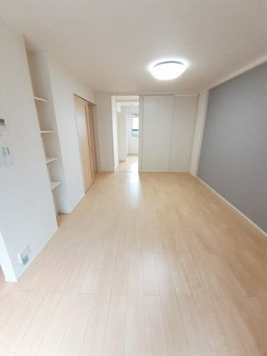 【居間・リビング】 | ピュアハイツ・優 | ゆったり過ごせるリビングです