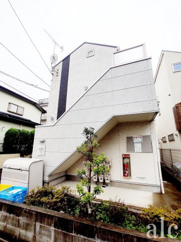 センプリスのエントランス