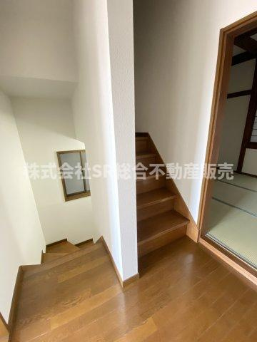 日下町5丁目中古戸建の内装|当日予約も大歓迎です！土日祝、雨の日やお子様連れのお客様の送迎も可能ですのでお気になさらずお問合せ下さい。お仕事終わりのお時間にも柔軟に対応致しますのでお気軽にお申し付け下さいませ。