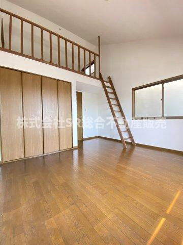 日下町5丁目中古戸建の子供部屋|お子さんのお部屋にいかがでしょうか