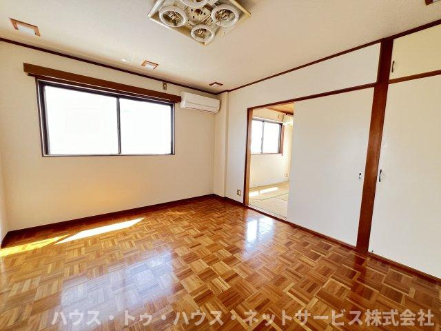 桃林ハイツの居間・リビング