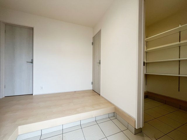 【玄関】 | 深谷市東方第２　Livele Garden.s　新築戸建　　全４棟　4号棟