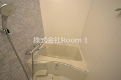 【浴室】 | S-RESIDENCE堺筋本町Deux | お風呂で日々の疲れを落としましょう
