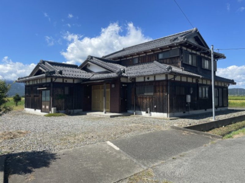 高島市安曇川町常磐木中古戸建の外観