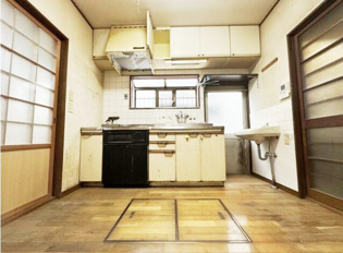 尼崎市西立花町1丁目中古戸建の居間