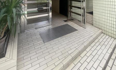 【エントランス】 |  プエルト西日暮里