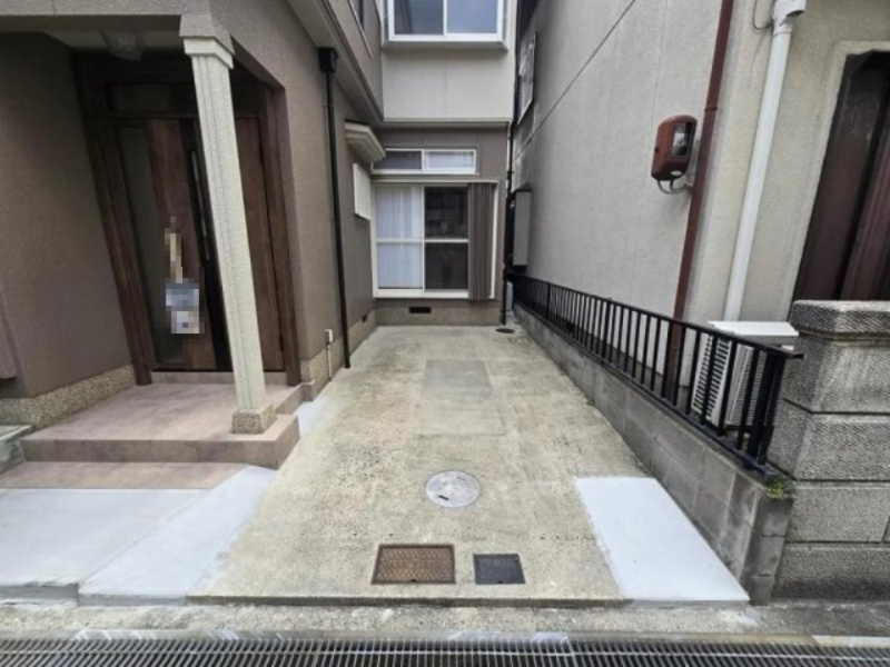 島頭2丁目　中古一戸建ての駐車場|■物件内覧・資金計画相談・住宅ローン相談、リフォーム相談、お問合せ受付中■
※当日・翌日のご内覧、ご相談はお電話でのお問合せがスムーズです！