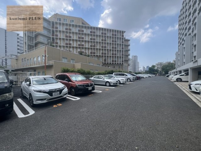 森之宮パークサイドコーポの駐車場