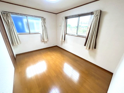 東松山市高坂６丁目　中古戸建の洋室|２階 北側洋室（６帖）