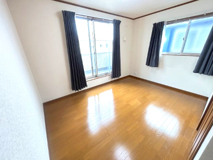 東松山市高坂６丁目　中古戸建の洋室|２階 洋室（６.５帖）