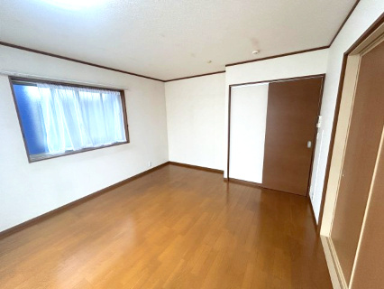 東松山市高坂６丁目　中古戸建の居間・リビング