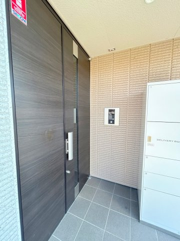 フィオーレ和ケ原のエントランス