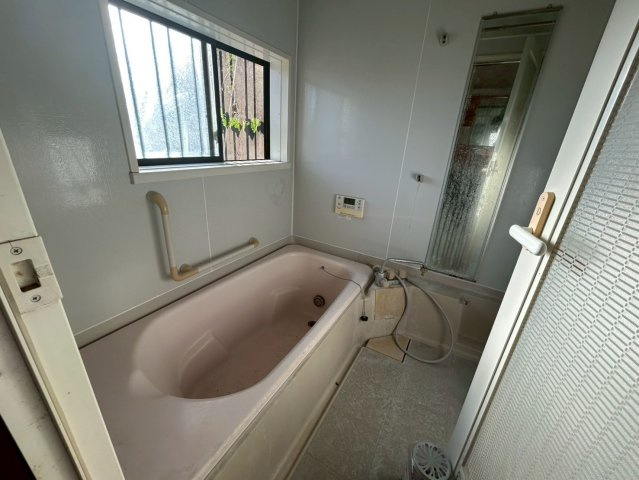 市原市武士　中古戸建の浴室