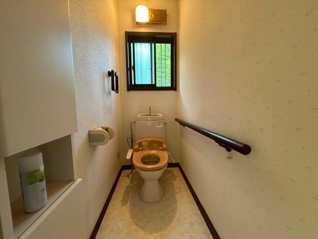 市原市武士　中古戸建のトイレ