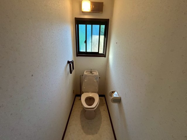 市原市武士　中古戸建のトイレ