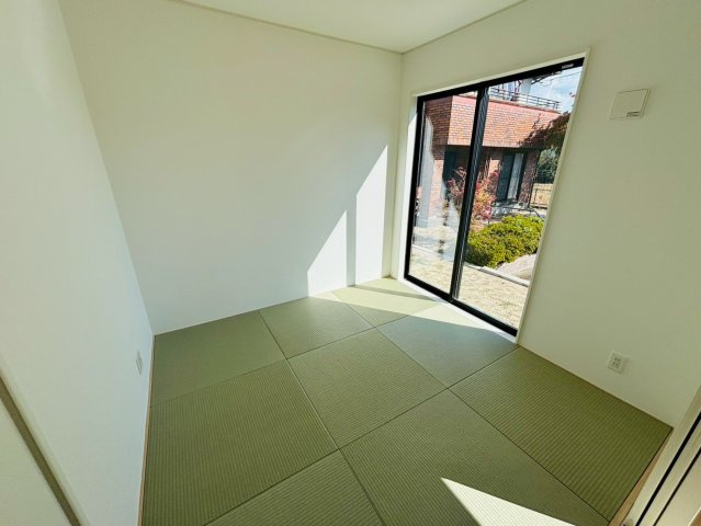 クレイドルガーデン／南区並建町第３／１号棟の和室