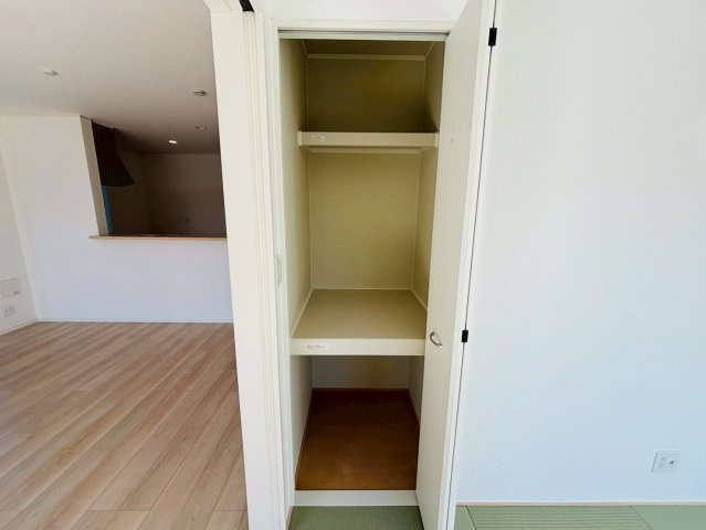 クレイドルガーデン／南区並建町第３／１号棟の収納