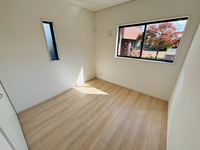 クレイドルガーデン／南区並建町第３／１号棟の洋室