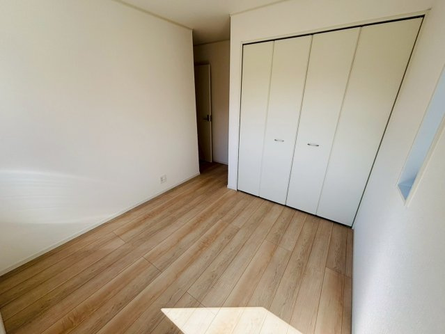 クレイドルガーデン／南区並建町第３／１号棟の洋室