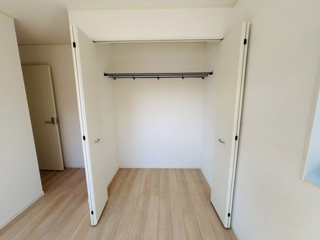 クレイドルガーデン／南区並建町第３／１号棟の収納