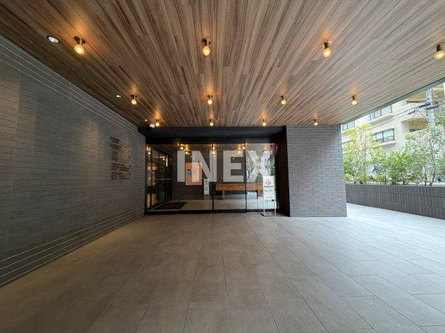 デュフレ横浜石川町のエントランス
