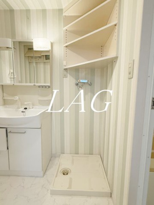 【設備】 | 築地アウルビル | 室内洗濯機置き場になります。