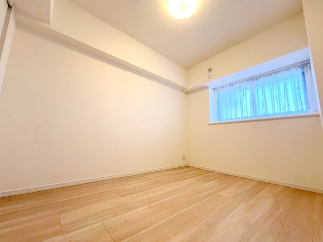 カザベーラ西武立川の洋室