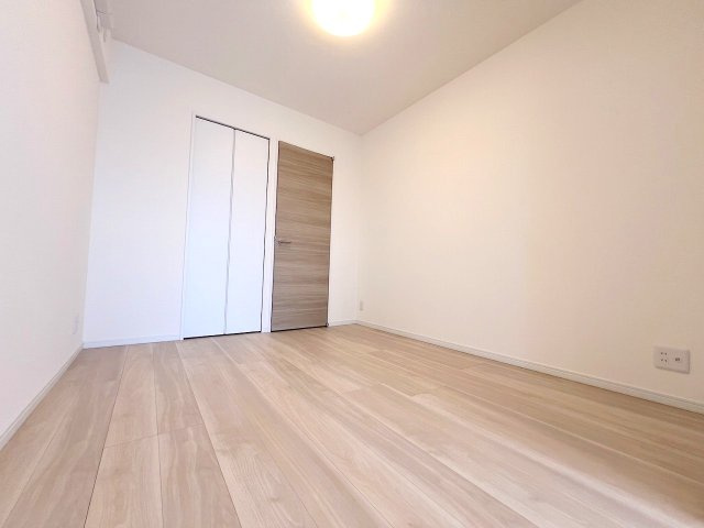 カザベーラ西武立川の洋室