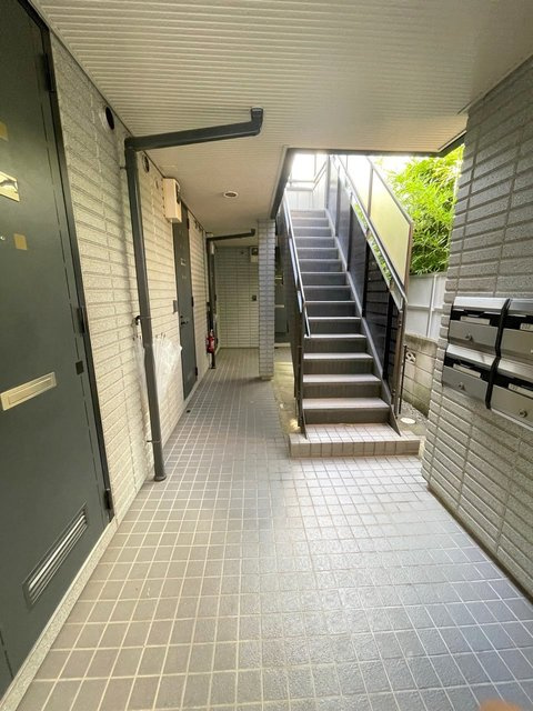 ドエル経堂のロビー|共用スペース