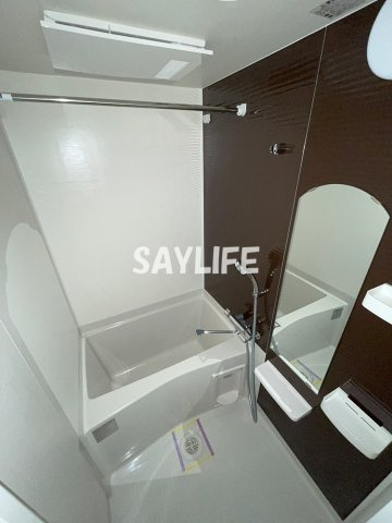 Luxe布施南Ⅱの浴室