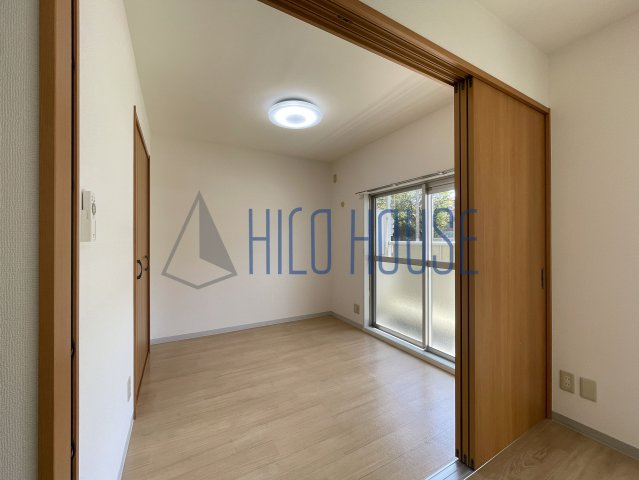 南台ハイツの寝室