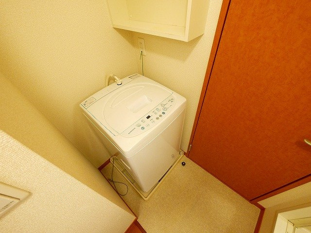 レオパレス富堂の設備|室内洗濯機置き場