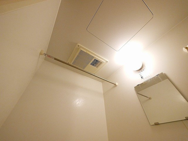 レオパレス富堂の浴室|お風呂です