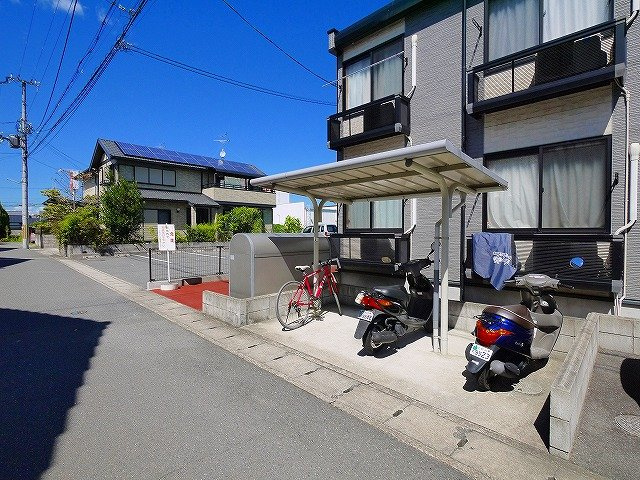 レオパレス富堂のその他共用部分|自転車置き場